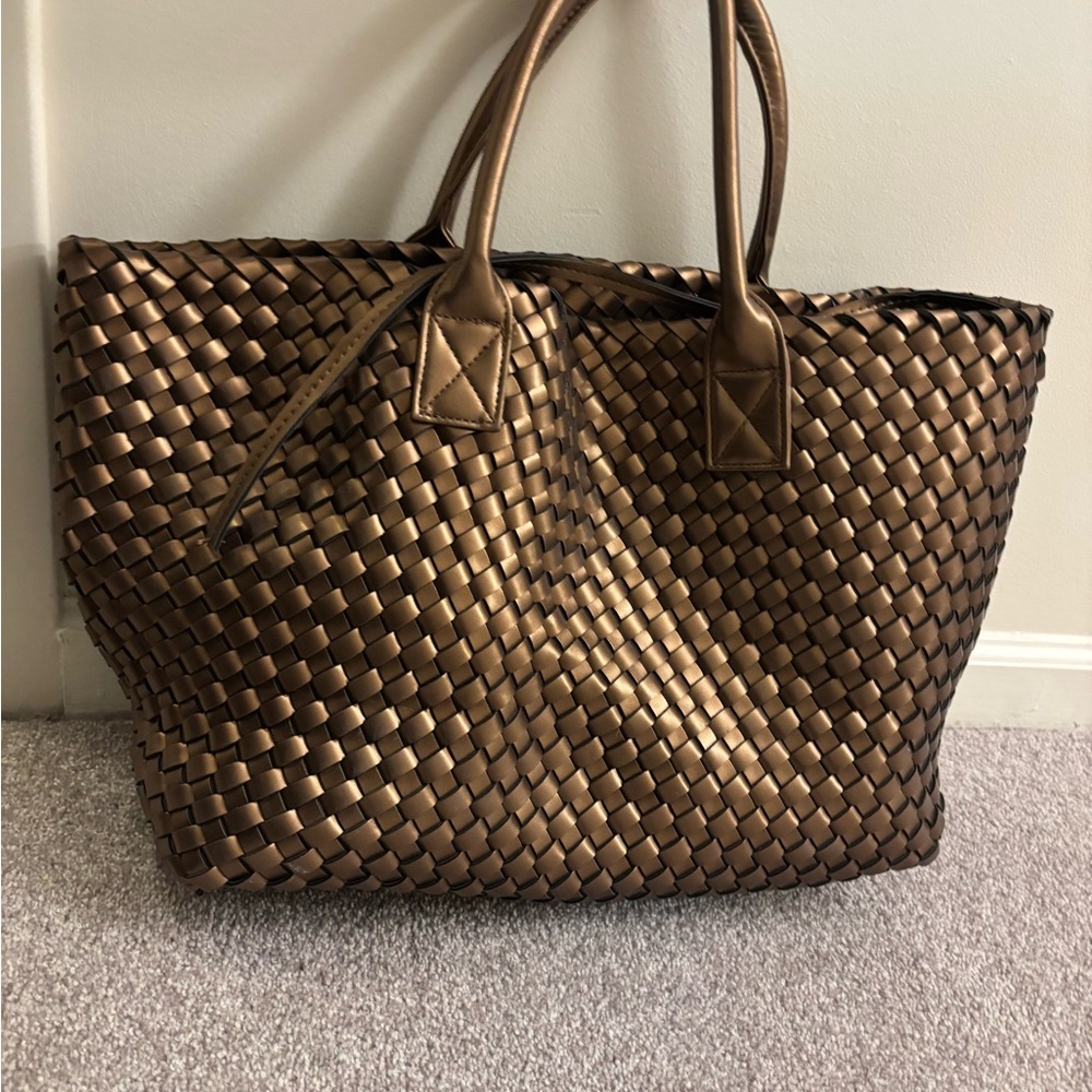 Elegant Brown Woven Tote Bag
